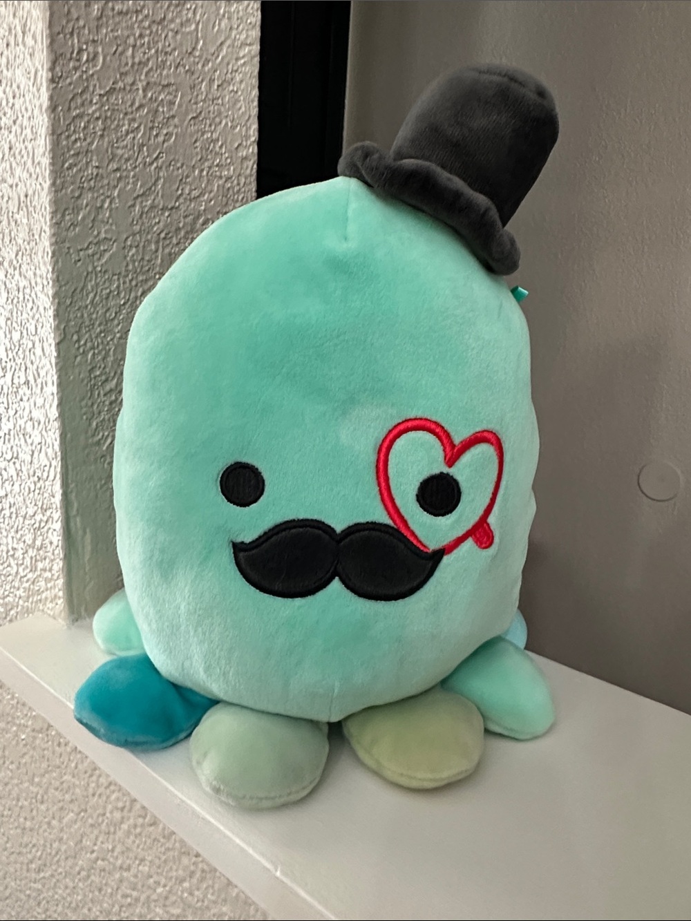 Eiko the teal octopus